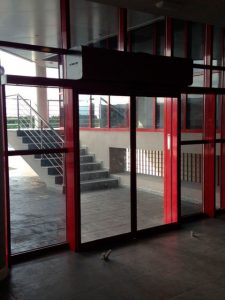 puertas automaticas velez garajes